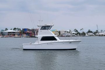 a small boat in a large body of water